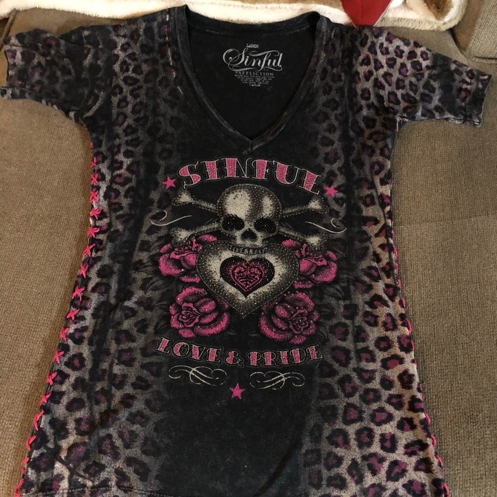 Women’s Large Sinful Shirt